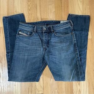 Diesel Buster Regular Slim-Tapered Men's Jeans - 0838B Wash